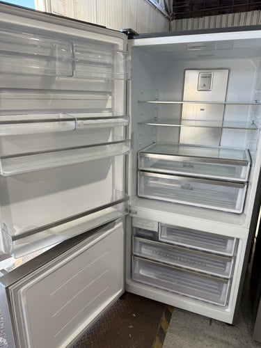 Second hand Electrolux EBE5307SA 528L frost-free bottom mount refrigerator - Second Hand Appliances Geebung